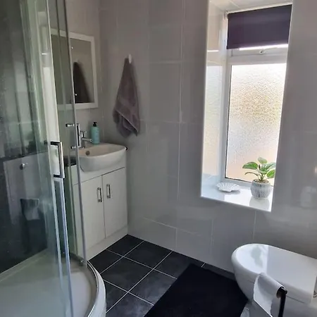 Holiday home Akwa A Modern Seaside Gem